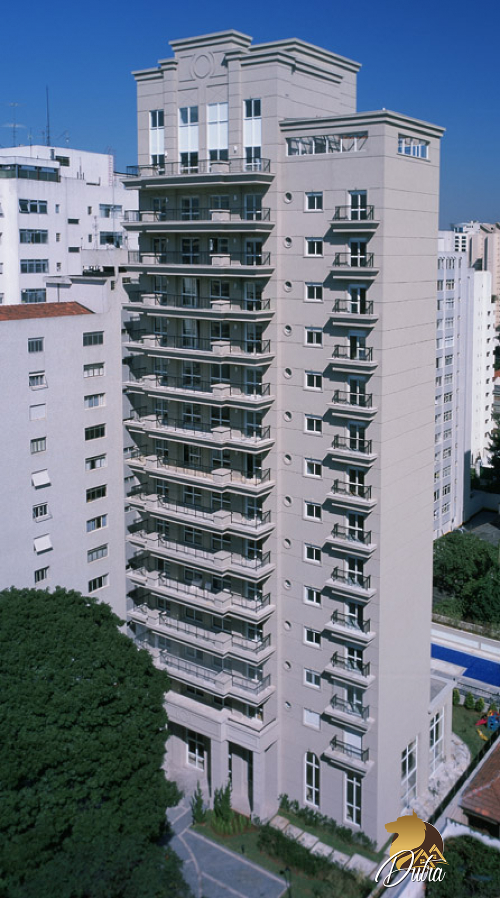 Edifício Saint Louis Vila Uberabinha 300m² 04 Dormitórios 04 Suítes 6 Vagas