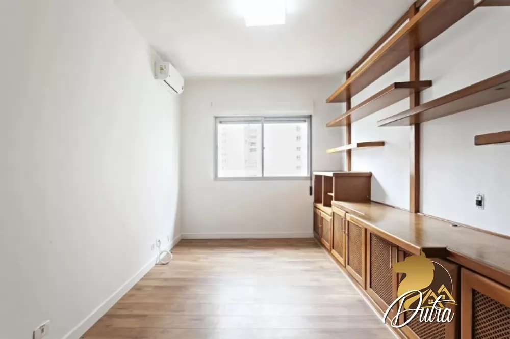 Edifício Golden Park Vila Uberabinha 245m² 03 Dormitórios 03 Suítes 3 Vagas