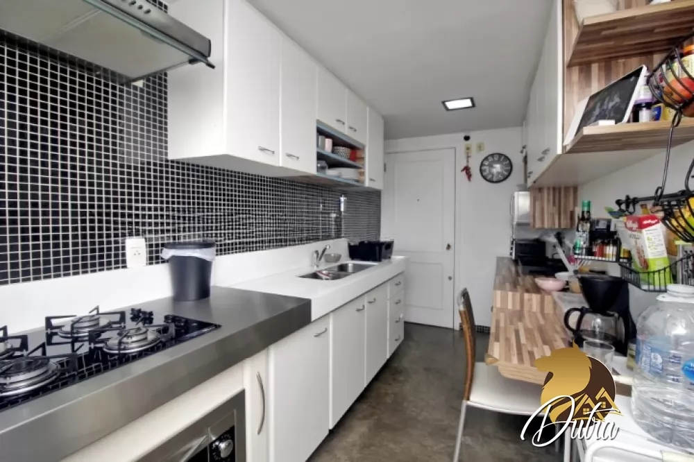 Suzy II Vila Olímpia 210m² 03 Dormitórios 02 Suítes 2 Vagas