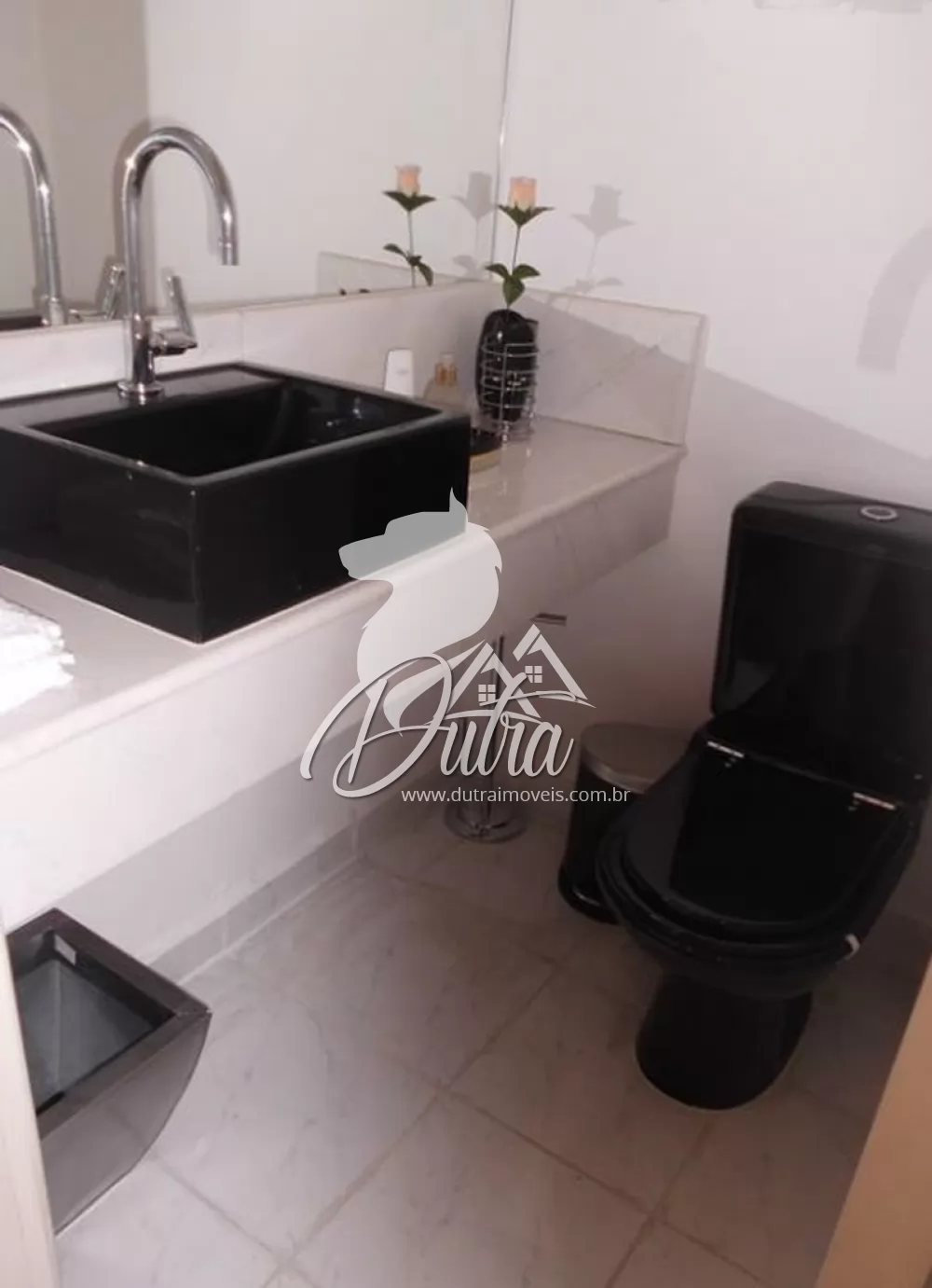 Palacete Papillon Itaim Bibi 180m² 03 Dormitórios 02 Suítes 3 Vagas
