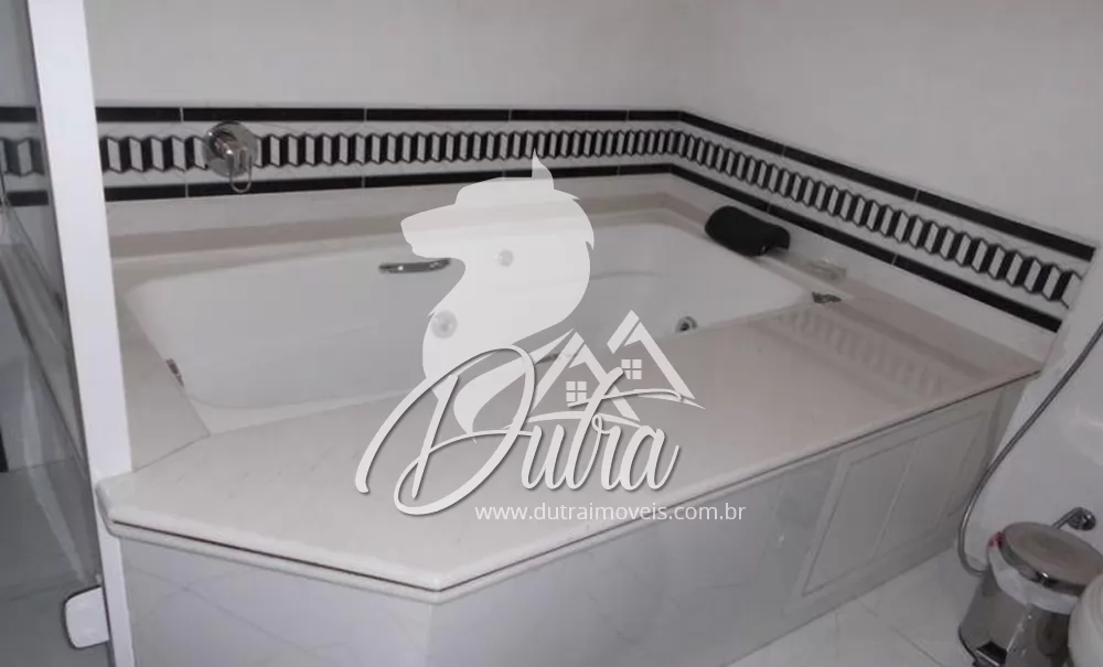 Palacete Papillon Itaim Bibi 180m² 03 Dormitórios 02 Suítes 3 Vagas