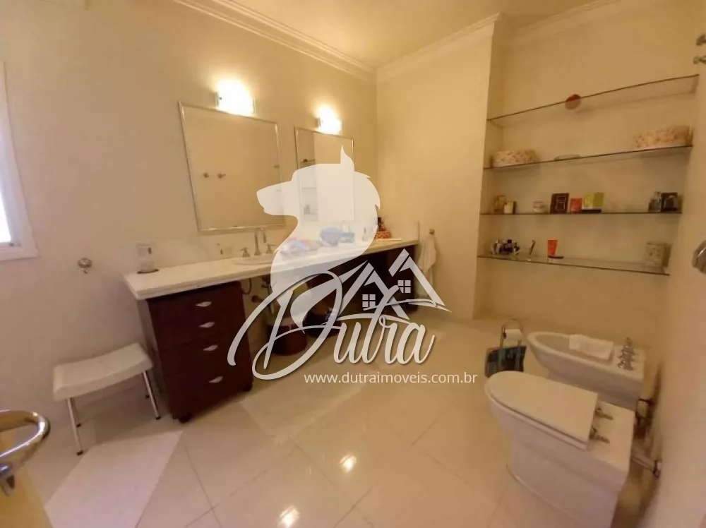 Padrão Planalto Paulista 215m² 03 Dormitórios 02 Suítes 3 Vagas