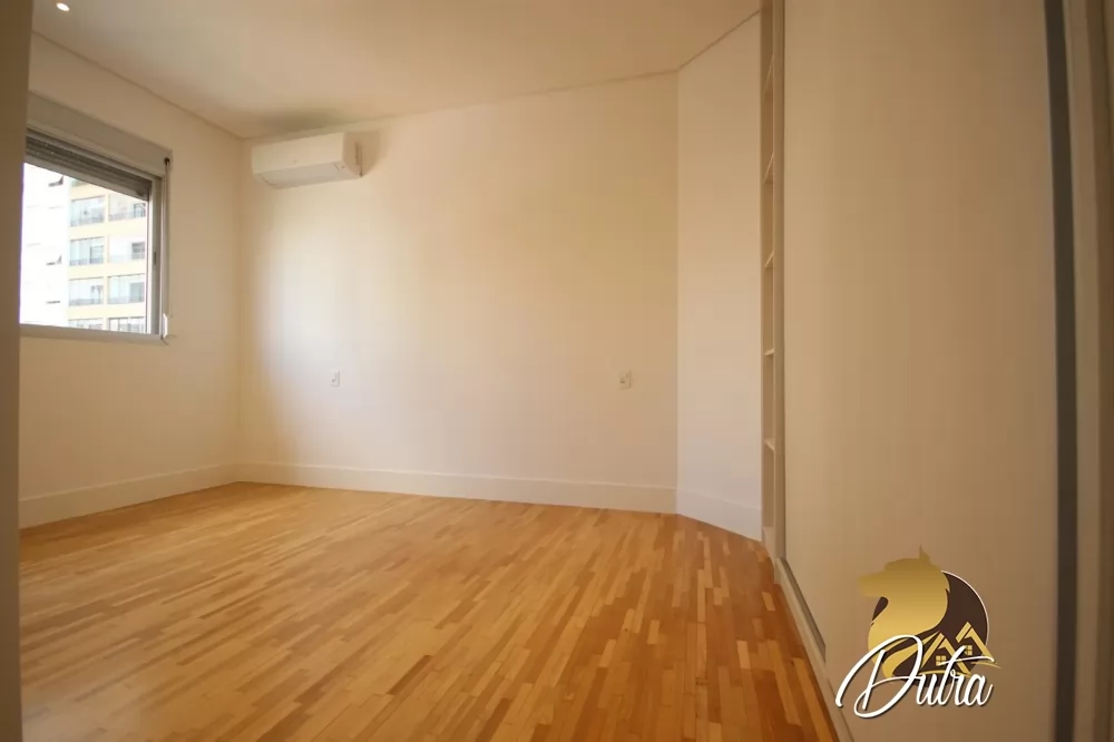 Golden Park Vila Uberabinha 244m² 04 Dormitórios 03 Suítes 3 Vagas