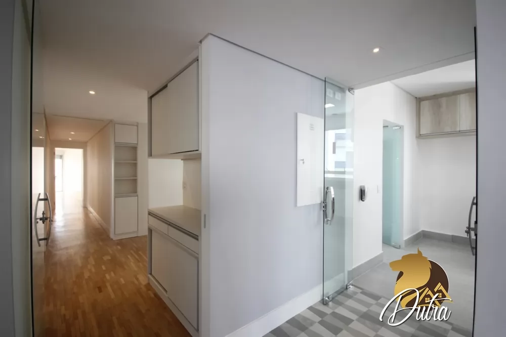 Golden Park Vila Uberabinha 244m² 04 Dormitórios 03 Suítes 3 Vagas