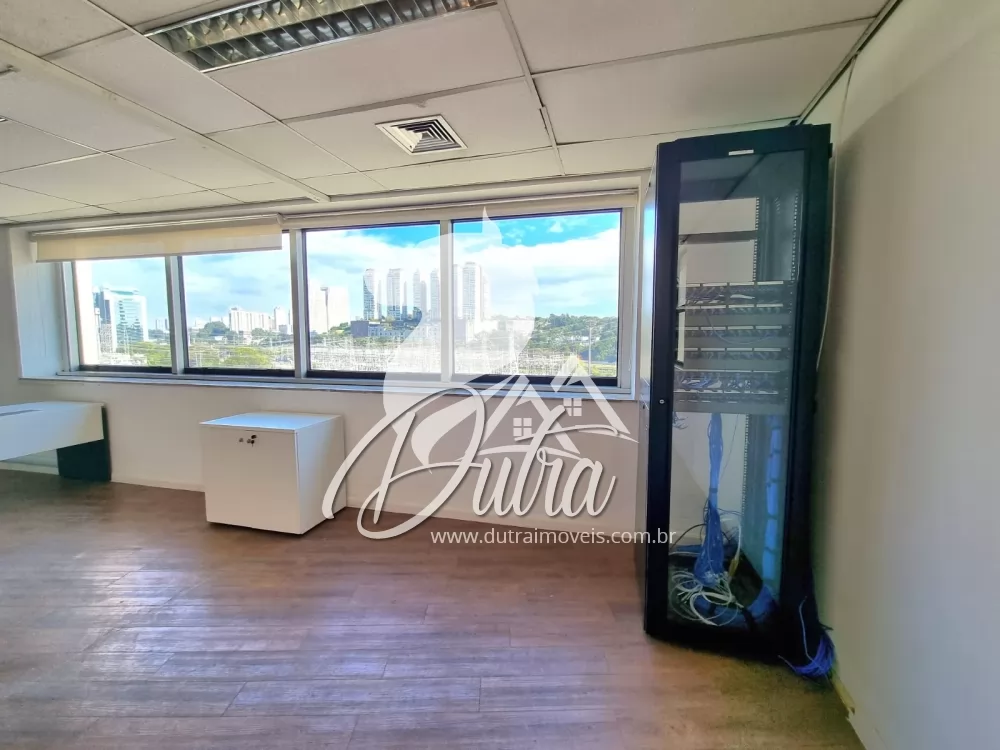 Manager Center Vila Olímpia 384m² 7 Vagas