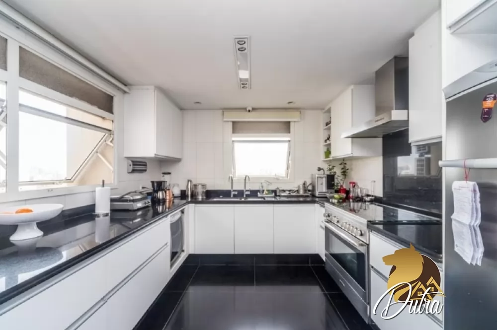 Edifício Ritz Vila Nova Vila Nova Conceição 565m² 04 Dormitórios 04 Suítes 9 Vagas
