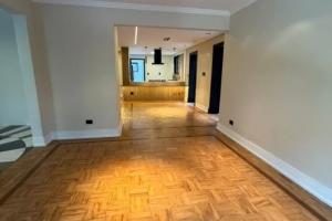 Padrão Jardim Europa 240m² 04 Dormitórios 02 Suítes 3 Vagas