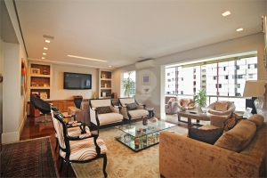 Piazza Del Colosso Indianópolis 210m² 04 Dormitórios 03 Suítes 4 Vagas