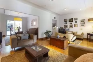 Padrão Jardim Paulista 331m² 03 Dormitórios 02 Suítes 4 Vagas