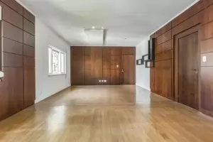 Padrão Jardim Paulista 345m² 05 Dormitórios 03 Suítes 4 Vagas