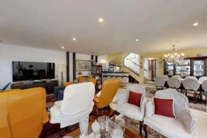 Padrão Planalto Paulista 238m² 05 Dormitórios 04 Suítes 2 Vagas