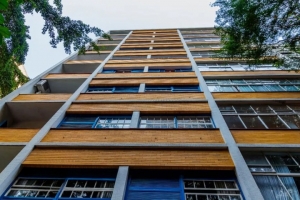 Edifício Embaixador Cerqueira César 105m² 02 Dormitórios 1 Vagas