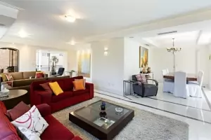 Golden Grove Pacaembu 350m² 04 Dormitórios 04 Suítes 4 Vagas