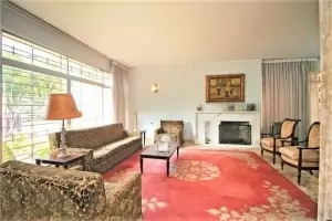 Padrão Jardim Luzitânia 454m² 04 Dormitórios 01 Suítes 4 Vagas