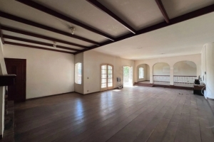 Casa de Vila Jardim Riviera 450m² 03 Dormitórios 03 Suítes 4 Vagas