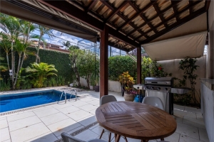 Los Alamos Chácara Monte Alegre 456m² 04 Dormitórios 02 Suítes 4 Vagas