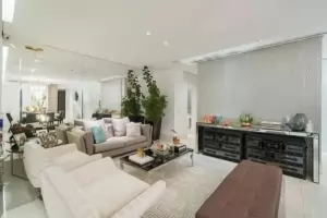 Condomínio Campo Belíssimo Campo Belo 366m² 04 Dormitórios 04 Suítes 6 Vagas