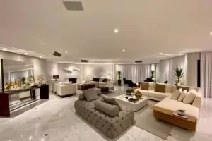 Imperiale Uffizi Jardim Vitória Régia 852m² 05 Dormitórios 05 Suítes 6 Vagas