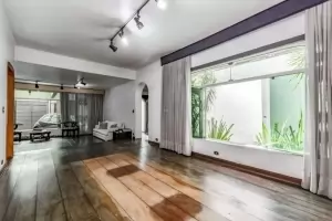 Padrão Jardim Luzitânia 400m² 04 Dormitórios 04 Suítes 4 Vagas