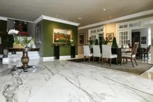 Haras Guancan Granja Viana 1000m² 05 Dormitórios 04 Suítes 6 Vagas