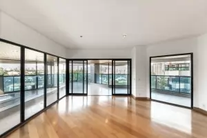 Piazza San Pietro Jardim Vitória Régia 430m² 04 Dormitórios 04 Suítes 5 Vagas