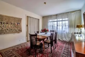 Padrão Jardim Europa 200m² 04 Dormitórios 3 Vagas