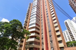 Auguste Rodin Vila Uberabinha 220m² 04 Dormitórios 03 Suítes 4 Vagas