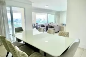 Parque Jardim das Perdizes Água Branca 241m² 04 Dormitórios 03 Suítes 3 Vagas