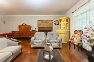 Padrão Jardim Europa 332m² 03 Dormitórios 01 Suítes 2 Vagas