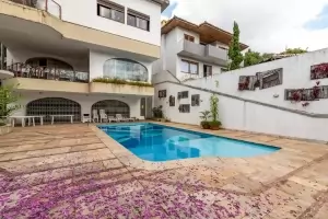 Padrão Cidade Jardim 690m² 04 Dormitórios 04 Suítes 4 Vagas