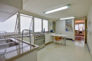 Edifício Geny Chen Itaim Bibi 300m² 03 Dormitórios 02 Suítes 2 Vagas