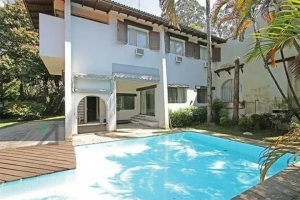 Casa Jardim marajoara Jardim Marajoara 450m² 03 Dormitórios 03 Suítes 6 Vagas