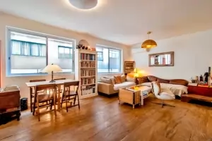 Adriática Cerqueira César 190m² 03 Dormitórios 01 Suítes 2 Vagas