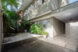 Sobrado Jardim Paulistano 240m² 05 Dormitórios 01 Suítes 5 Vagas
