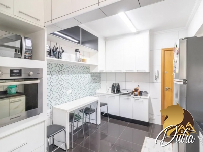 Edifício Roberta Aclimação 170m² 03 Dormitórios 01 Suítes 3 Vagas