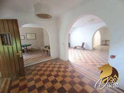 Padrão Jardim Paulista 300m² 03 Dormitórios 01 Suítes 3 Vagas