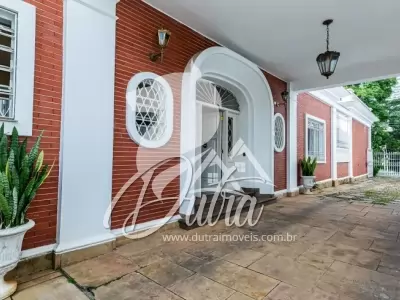 Padrão Jardim Paulista 800m² 04 Dormitórios 03 Suítes 10 Vagas