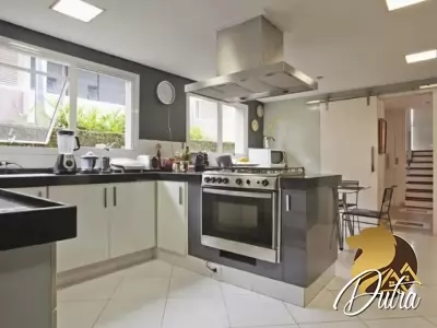 Casa de Vila Perdizes 520m² 04 Dormitórios 04 Suítes 3 Vagas