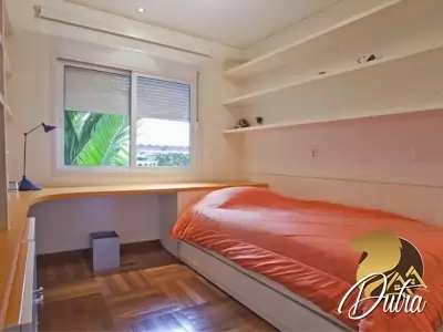Casa de Vila Perdizes 520m² 04 Dormitórios 04 Suítes 3 Vagas