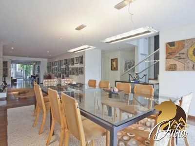 Casa de Vila Perdizes 520m² 04 Dormitórios 04 Suítes 3 Vagas