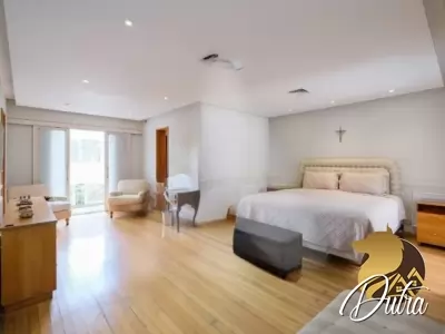 Padrão Jardim Europa 300m² 03 Dormitórios 02 Suítes 3 Vagas