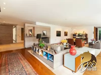 Padrão Jardim Paulista 1460m² 05 Dormitórios 05 Suítes 10 Vagas