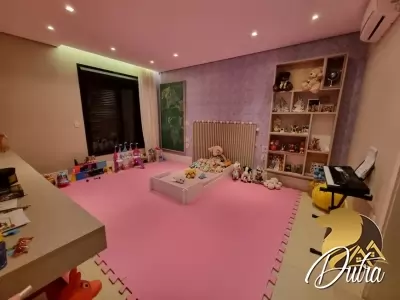 Padrão Jardim Paulista 415m² 04 Dormitórios 04 Suítes 3 Vagas