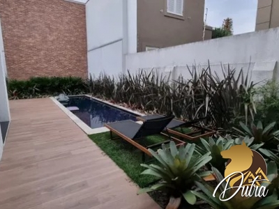 Padrão Jardim Europa 415m² 04 Dormitórios 04 Suítes 3 Vagas