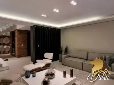 Padrão Jardim Paulista 415m² 04 Dormitórios 04 Suítes 3 Vagas