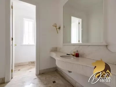 Padrão Jardim Everest 956m² 05 Dormitórios 05 Suítes 5 Vagas