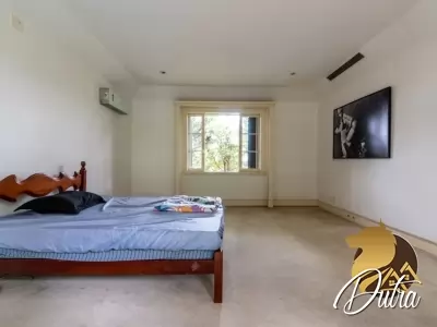 Padrão Jardim Everest 956m² 05 Dormitórios 05 Suítes 5 Vagas