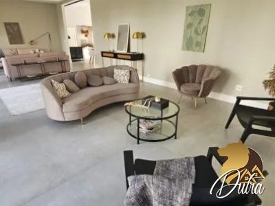 Casa de Vila Jardim Morumbi 695m² 05 Dormitórios 04 Suítes 10 Vagas