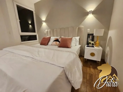 Casa de Vila Jardim Morumbi 695m² 05 Dormitórios 04 Suítes 10 Vagas
