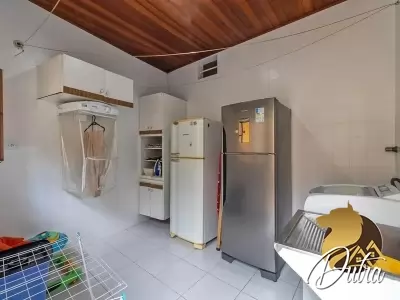 Sobrado Jardim Europa 219m² 03 Dormitórios 3 Vagas